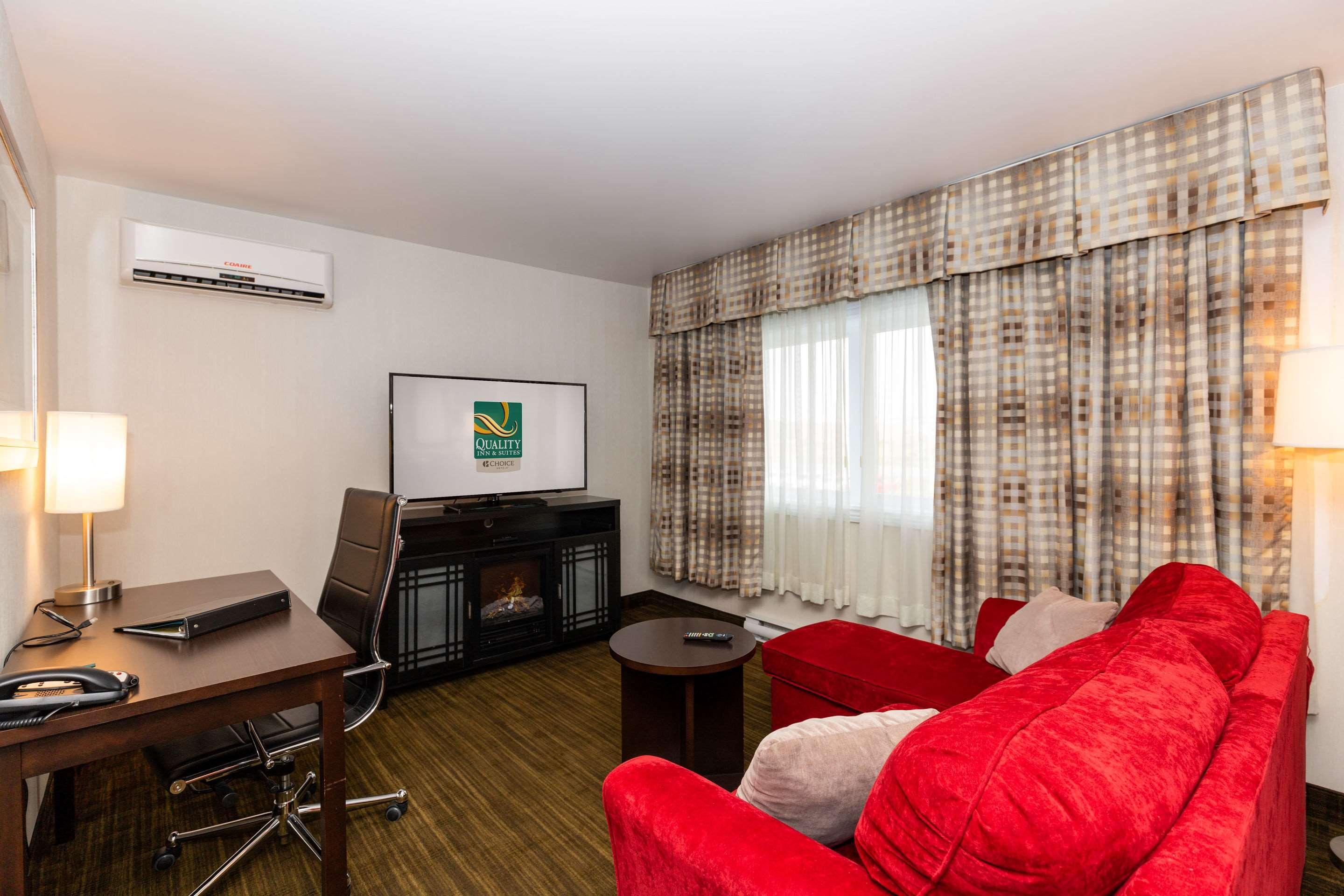 Quality Inn & Suites Matane Exterior foto